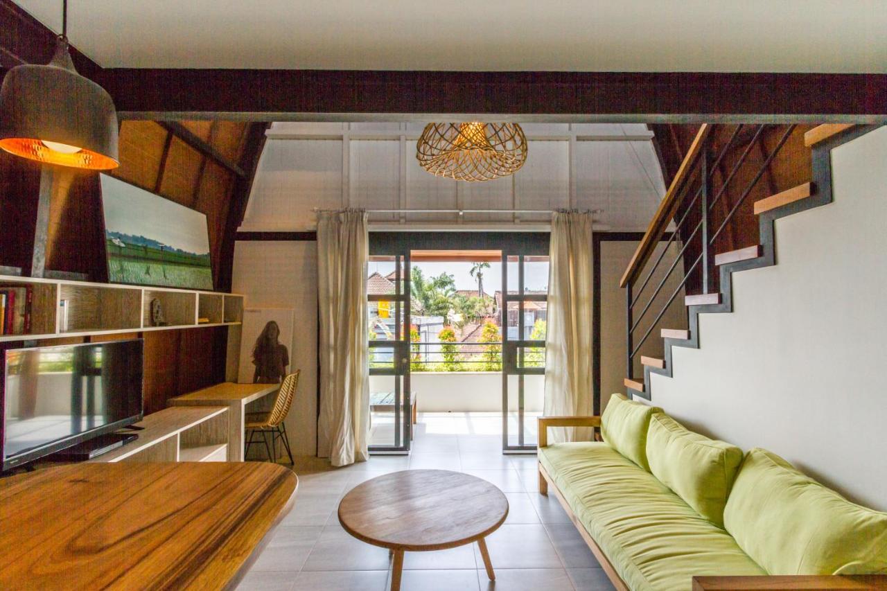 Batu Bolong Studio Kayu Canggu Habitación foto